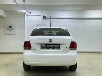 Volkswagen Polo, 1.6 л, МКПП, 2011 фото 7