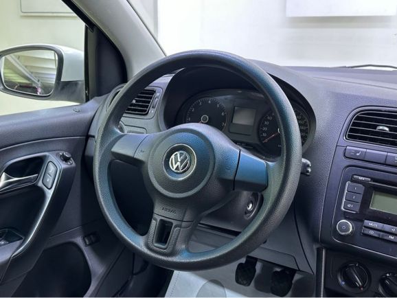 Volkswagen Polo, 1.6 л, МТ, 2011 фото 12