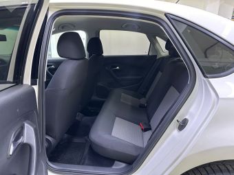 Volkswagen Polo, 1.6 л, МКПП, 2011 фото 1