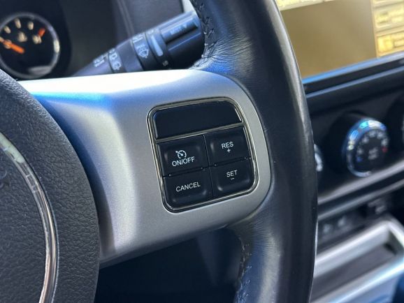 Jeep Compass, 2.4 л, АТ, 2013 фото 14