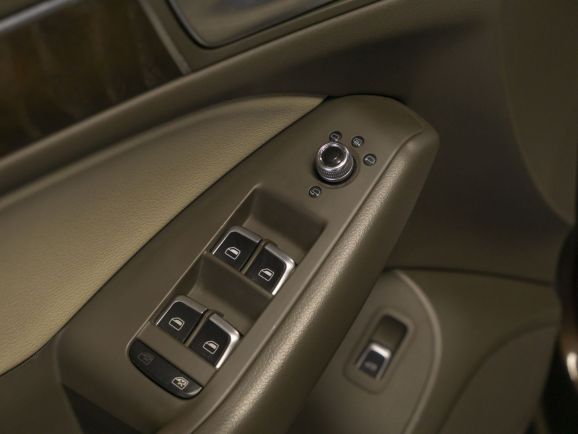 Audi Q5, 2.0 л, АТ, 2014 фото 10