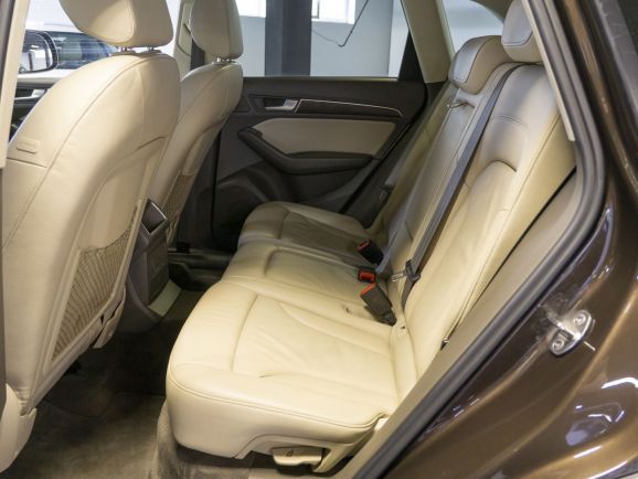 Audi Q5, 2.0 л, АТ, 2014 фото 1