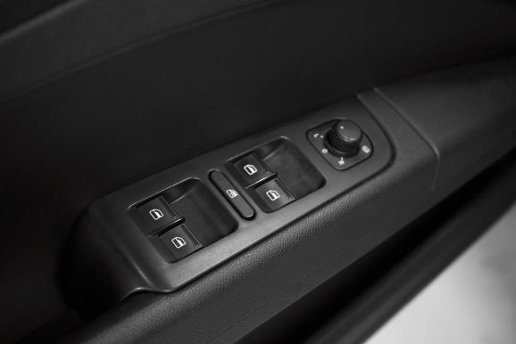 Skoda Superb, 1.8 л, Робот, 2013 фото 8