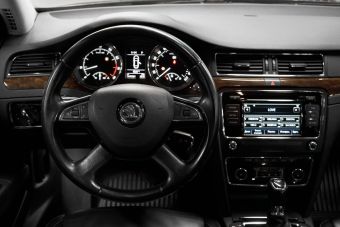 Skoda Superb, 1.8 л, РКПП, 2013 фото 12