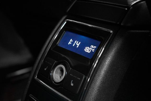 Skoda Superb, 1.8 л, Робот, 2013 фото 2