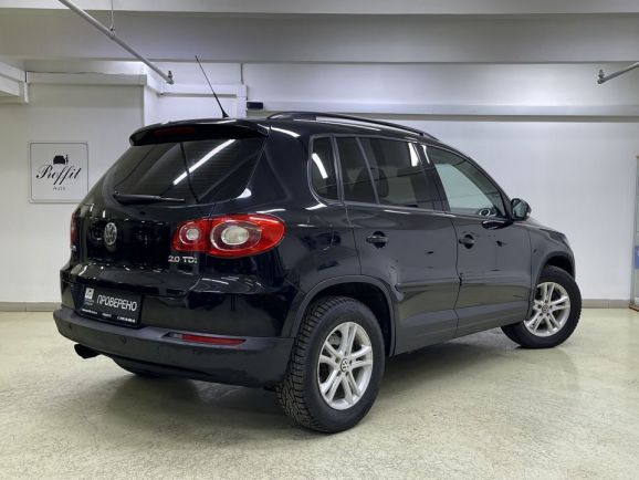 Volkswagen Tiguan, 2.0 л, АТ, 2010 фото 8