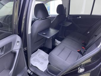 Volkswagen Tiguan, 2.0 л, АКПП, 2010 фото 2