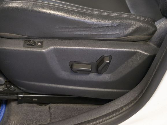 Peugeot 3008, 1.6 л, АТ, 2013 фото 10