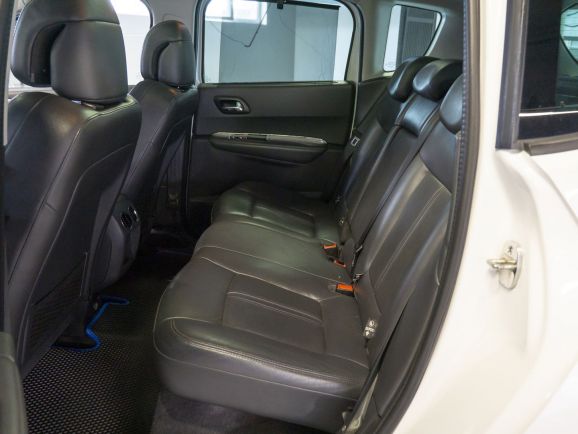 Peugeot 3008, 1.6 л, АТ, 2013 фото 2