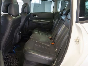 Peugeot 3008, 1.6 л, АКПП, 2013 фото 2