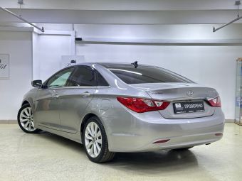 Hyundai Sonata Prestige + Navi, 2.0 л, АКПП, 2012 фото 6