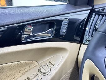 Hyundai Sonata Prestige + Navi, 2.0 л, АКПП, 2012 фото 2