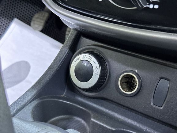 Renault Duster, 1.6 л, МТ, 2014 фото 17