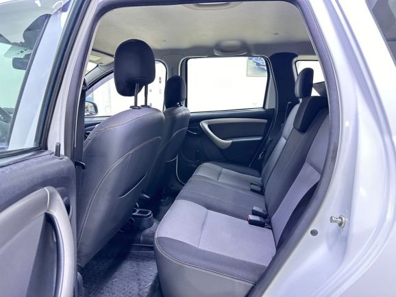 Renault Duster, 1.6 л, МТ, 2014 фото 1