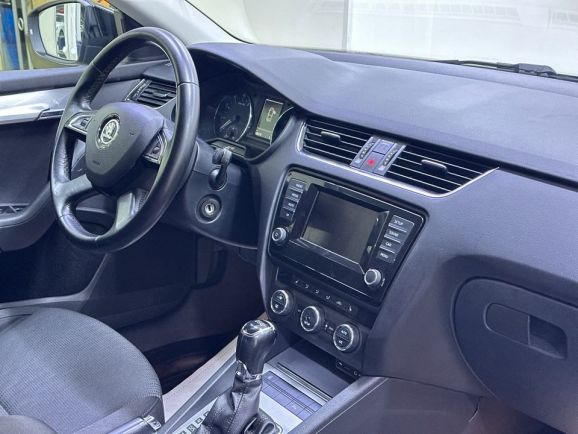 Skoda Octavia, 1.8 л, Робот, 2014 фото 16