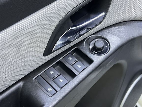 Chevrolet Cruze LTZ, 1.4 л, АТ, 2014 фото 12