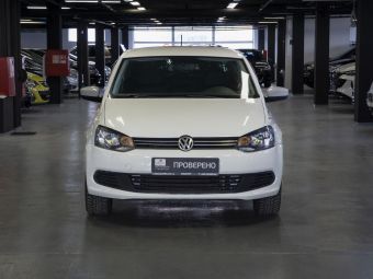 Volkswagen Polo, 1.6 л, МКПП, 2013 фото 4
