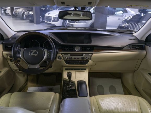Lexus ES Premium +hatch, 2.5 л, АТ, 2014 фото 14