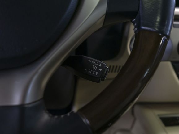 Lexus ES Premium +hatch, 2.5 л, АТ, 2014 фото 15