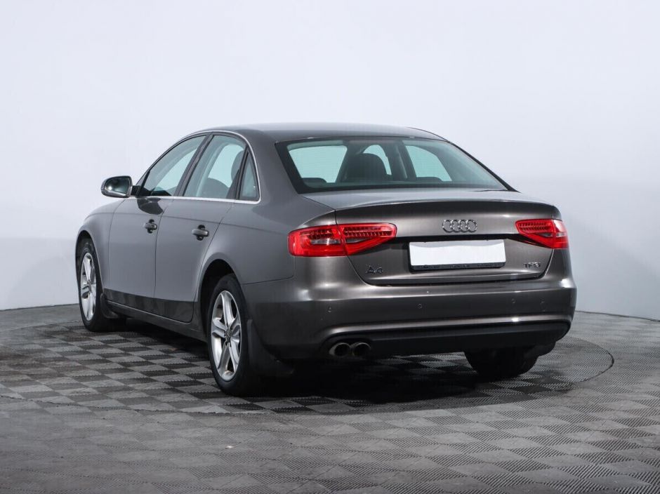 Audi A4, 1.8 л, Вариатор, 2011 фото 8