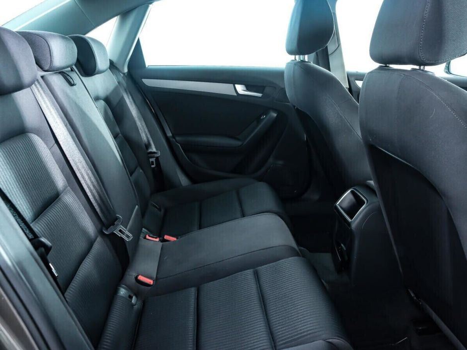 Audi A4, 1.8 л, Вариатор, 2011 фото 1