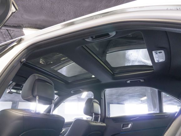 Mercedes-Benz E-Класс E300 4MATIC Особая серия, 3.5 л, АТ, 2015 фото 2