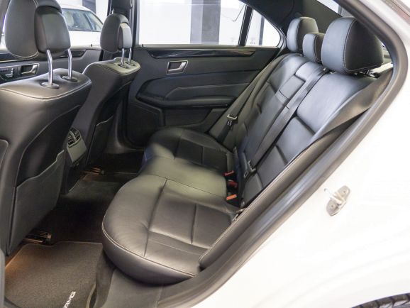 Mercedes-Benz E-Класс E300 4MATIC Особая серия, 3.5 л, АТ, 2015 фото 1