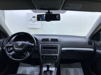 Skoda Octavia, 1.8 л, АКПП, 2013 фото 13