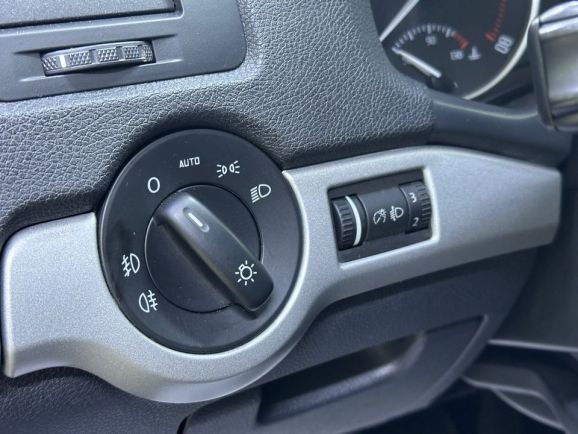 Skoda Octavia, 1.8 л, АТ, 2013 фото 17