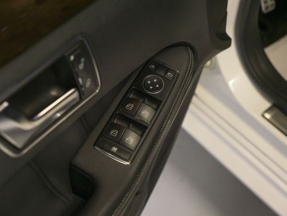 Mercedes-Benz E-Класс, 1.8 л, АТ, 2012 фото 9