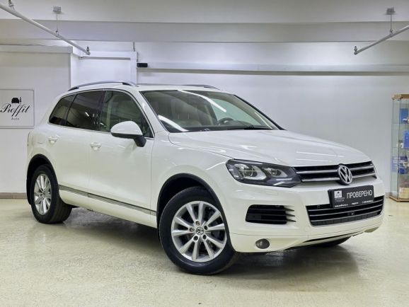 Volkswagen Touareg, 3.0 л, АТ, 2010 фото 5