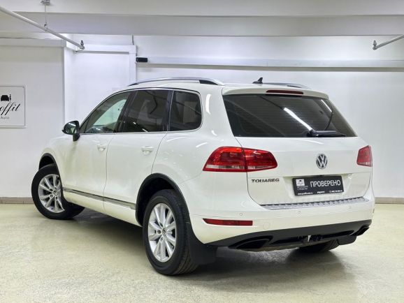 Volkswagen Touareg, 3.0 л, АТ, 2010 фото 6
