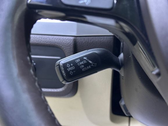 Volkswagen Touareg, 3.0 л, АТ, 2010 фото 15