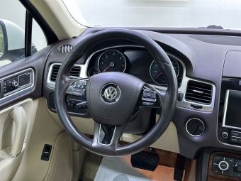 Volkswagen Touareg, 3.0 л, АКПП, 2010 фото 17
