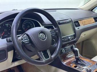 Volkswagen Touareg, 3.0 л, АКПП, 2010 фото 18