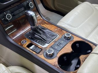 Volkswagen Touareg, 3.0 л, АКПП, 2010 фото 23