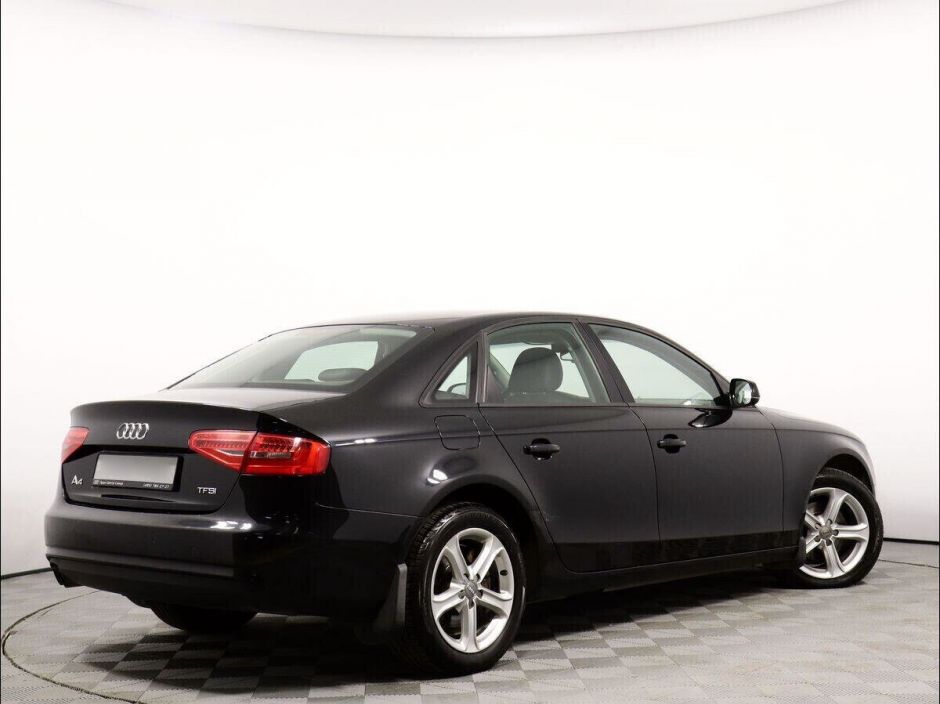 Audi A4, 1.8 л, Вариатор, 2011 фото 4