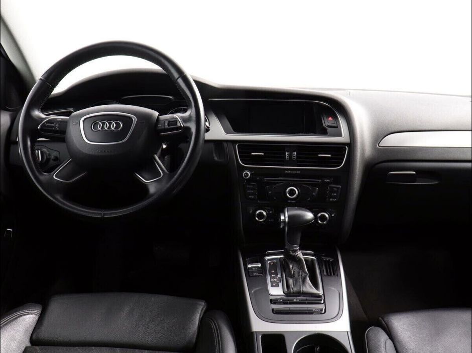 Audi A4, 1.8 л, Вариатор, 2011 фото 9
