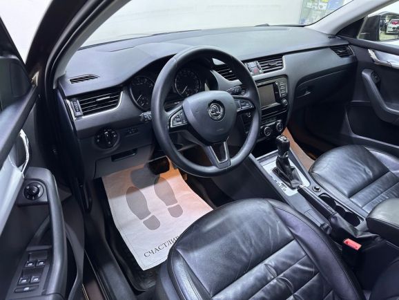 Skoda Octavia Style, 1.8 л, Робот, 2013 фото 10