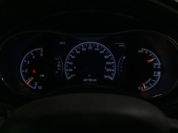 Jeep Grand Cherokee Overland, 3.0 л, АТ, 2013 фото 9