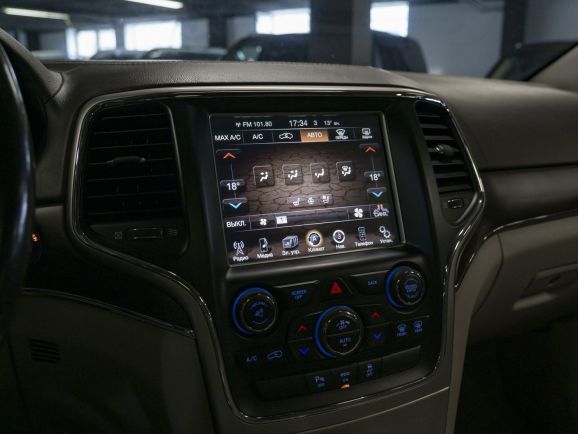 Jeep Grand Cherokee Overland, 3.0 л, АТ, 2013 фото 10