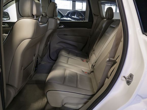 Jeep Grand Cherokee Overland, 3.0 л, АТ, 2013 фото 19