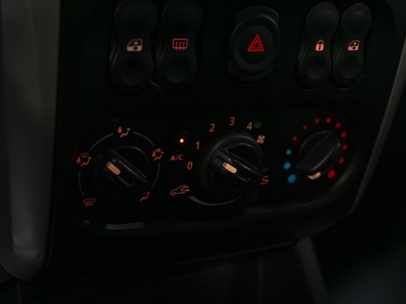 Nissan Almera, 1.6 л, АТ, 2018 фото 13