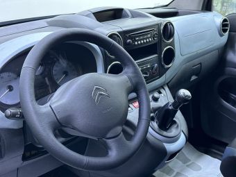 Citroen Berlingo, 1.6 л, МКПП, 2012 фото 11
