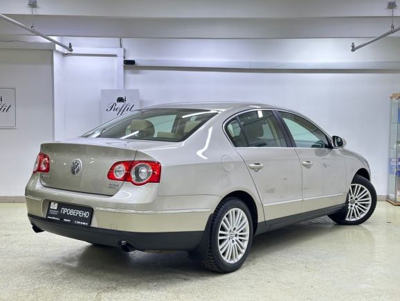 Volkswagen Passat, 3.2 л, АТ, 2008 фото 8