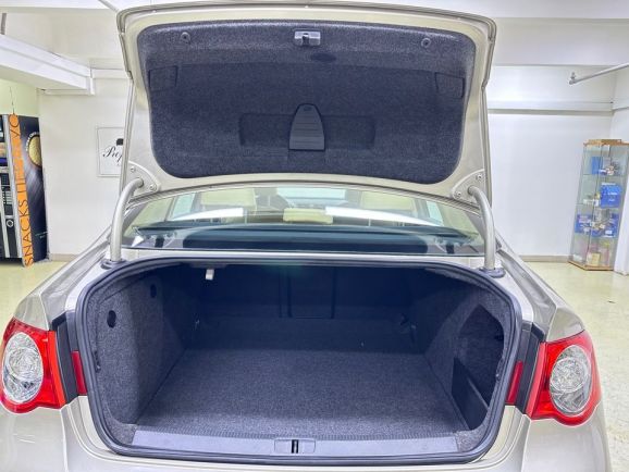 Volkswagen Passat, 3.2 л, АТ, 2008 фото 9