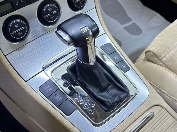 Volkswagen Passat, 3.2 л, АТ, 2008 фото 17