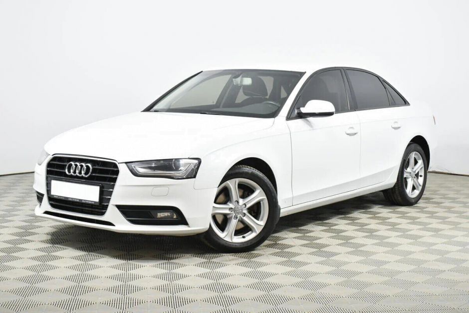 Audi A4, 1.8 л, Вариатор, 2013 фото 3