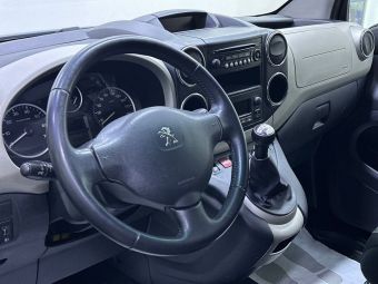 Peugeot Partner, 1.6 л, МКПП, 2014 фото 11