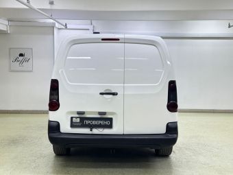 Peugeot Partner, 1.6 л, МКПП, 2013 фото 7